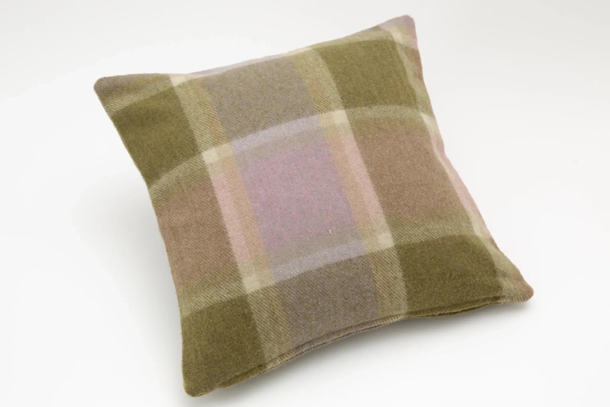 Flamant Ariza, Coussin, A Carreaux