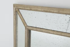 Flamant Hariuz, Miroir Hot