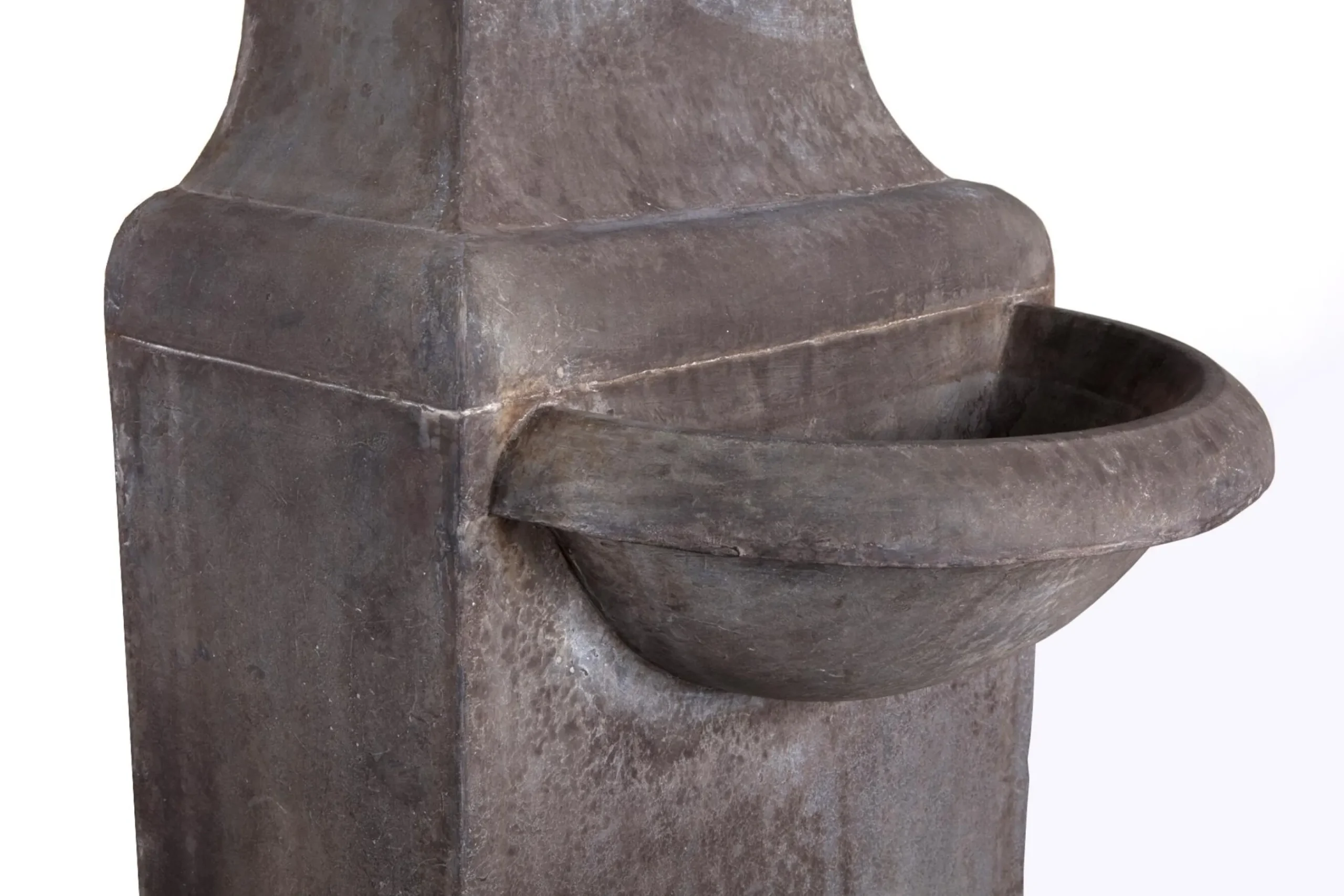 Flamant Ravenne, Fontaine Clearance