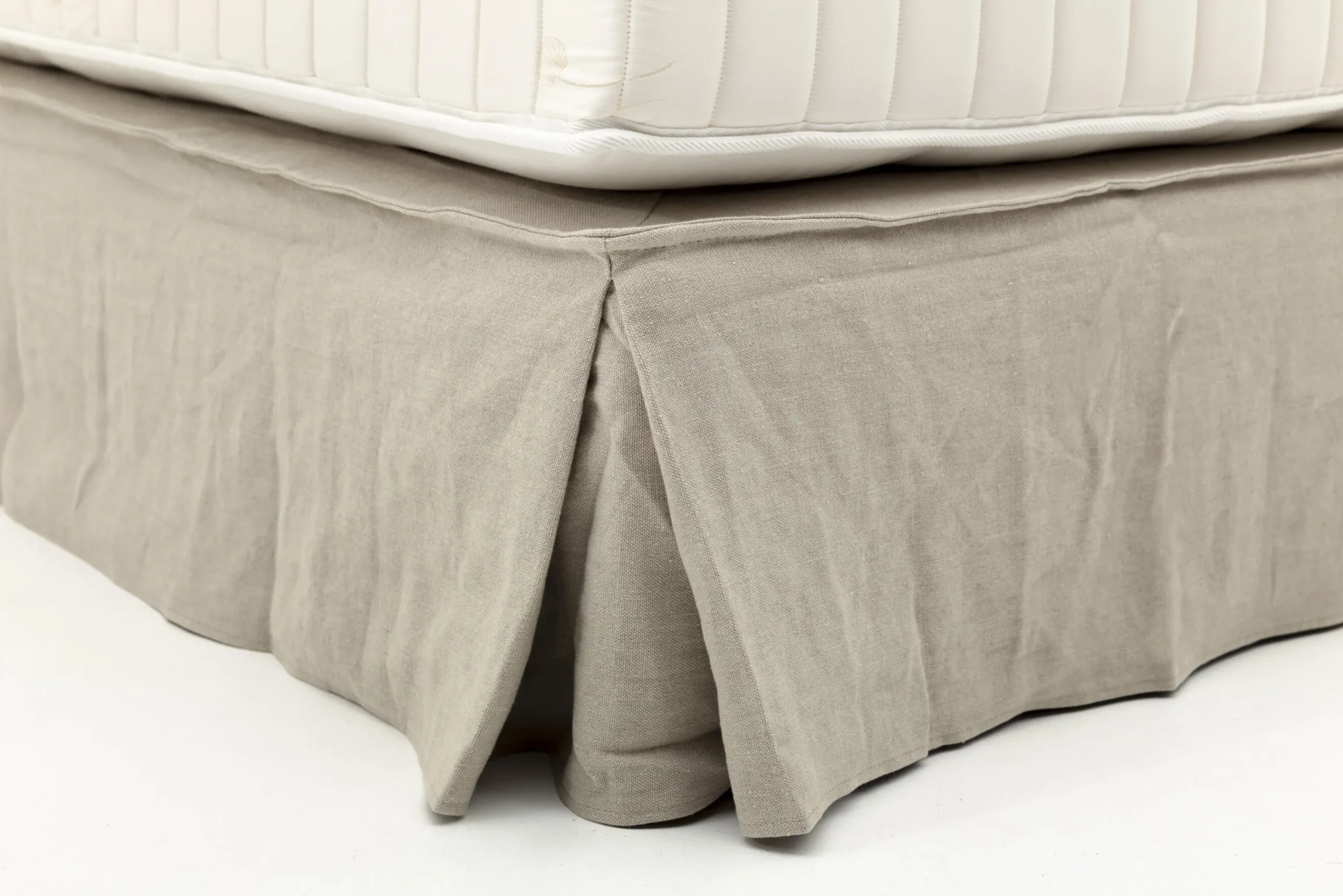 Flamant Sandrine, Lit Double, Avec Tete De Lit, Housse, 160Cm Sale