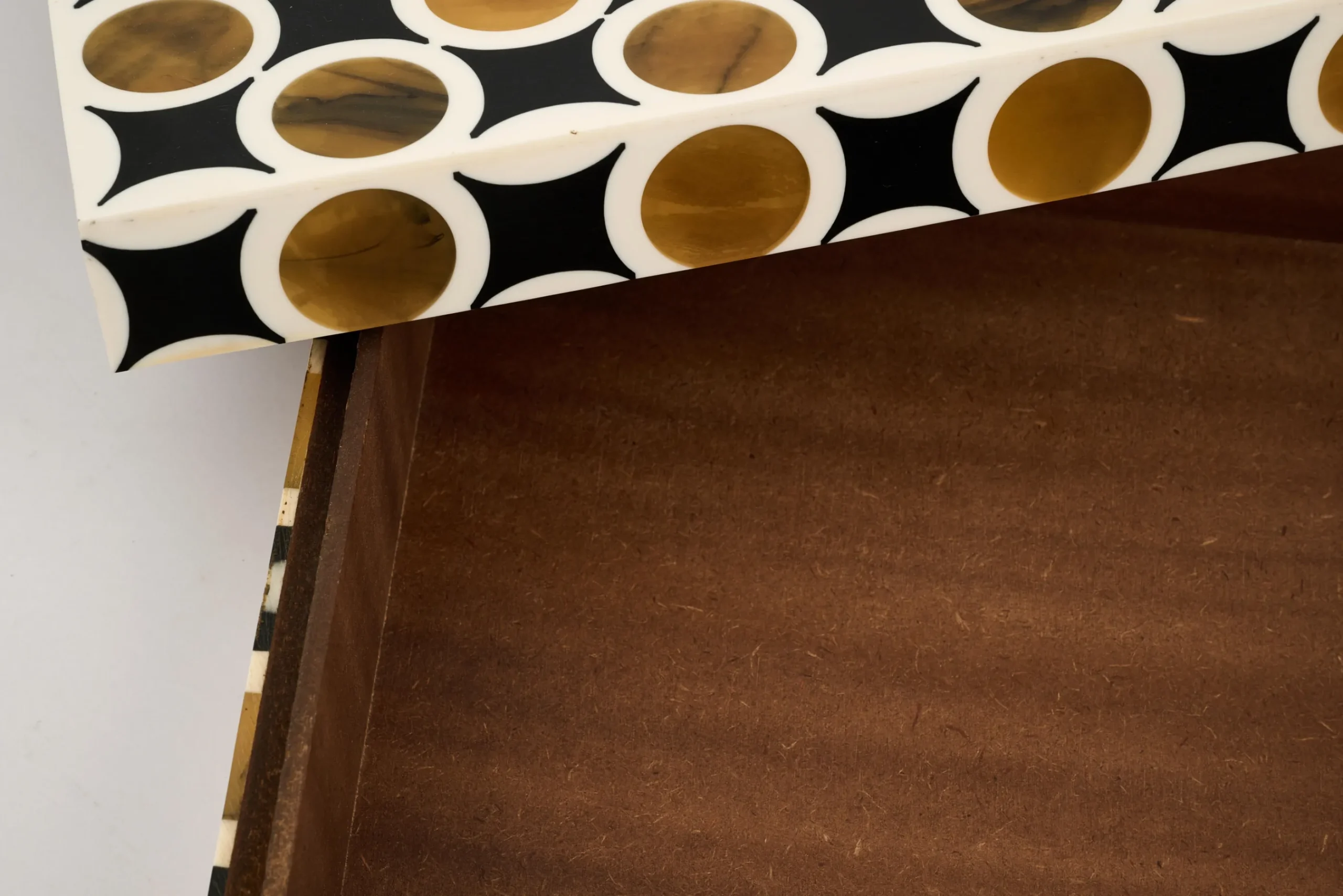 Flamant Stockton, Boite Online