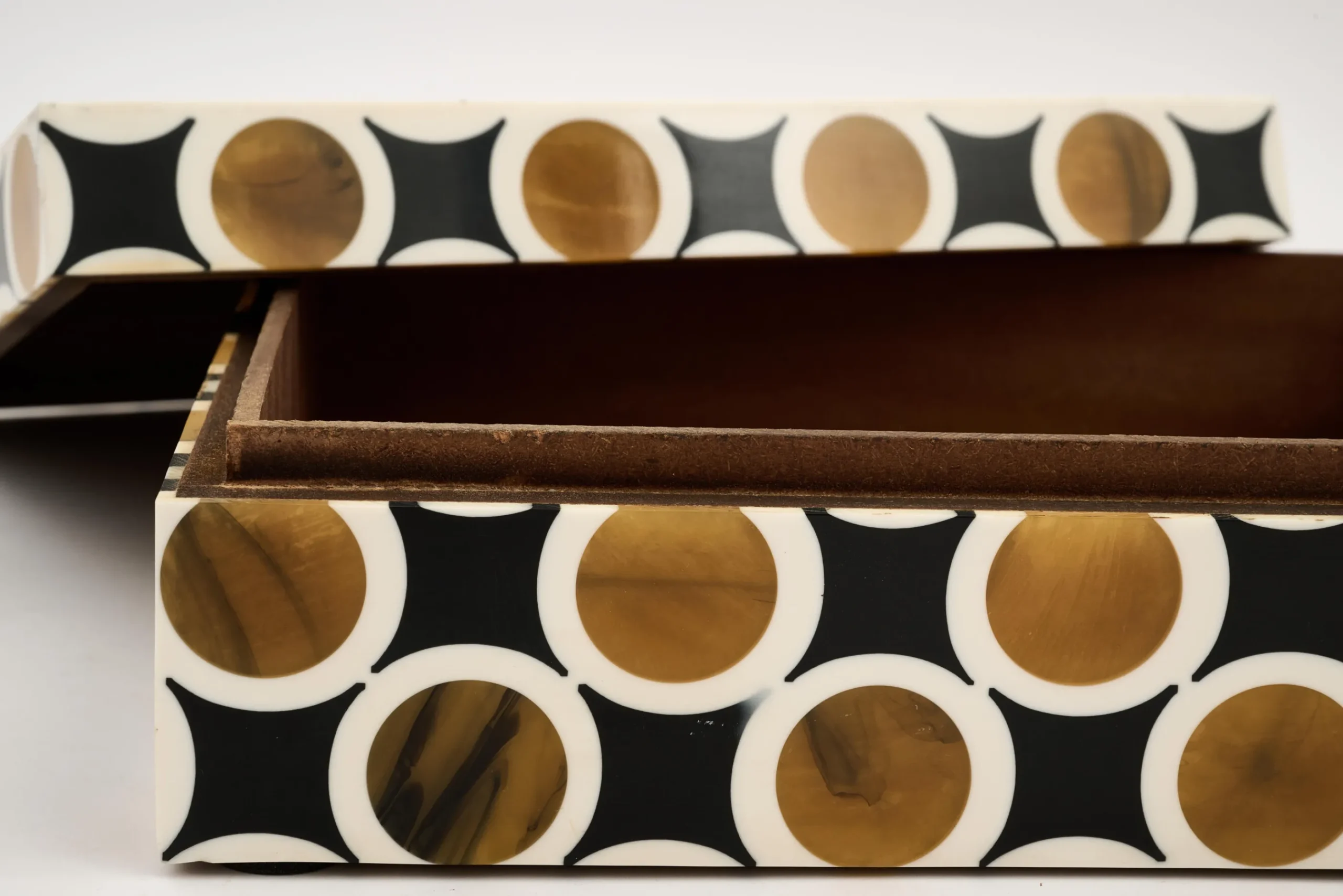 Flamant Stockton, Boite Online