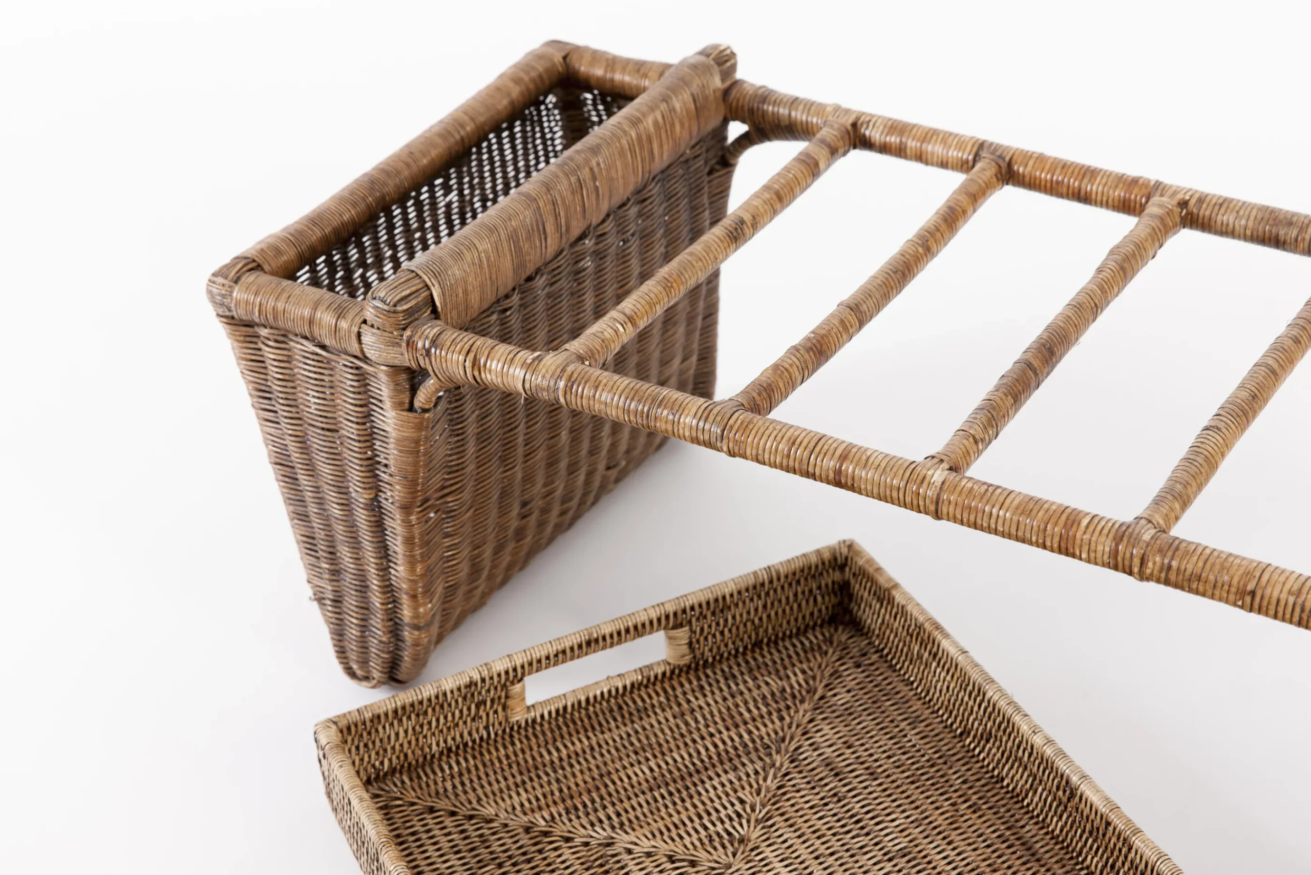 Flamant Togo, Table De Petit Dejeuner, Roseau Sale