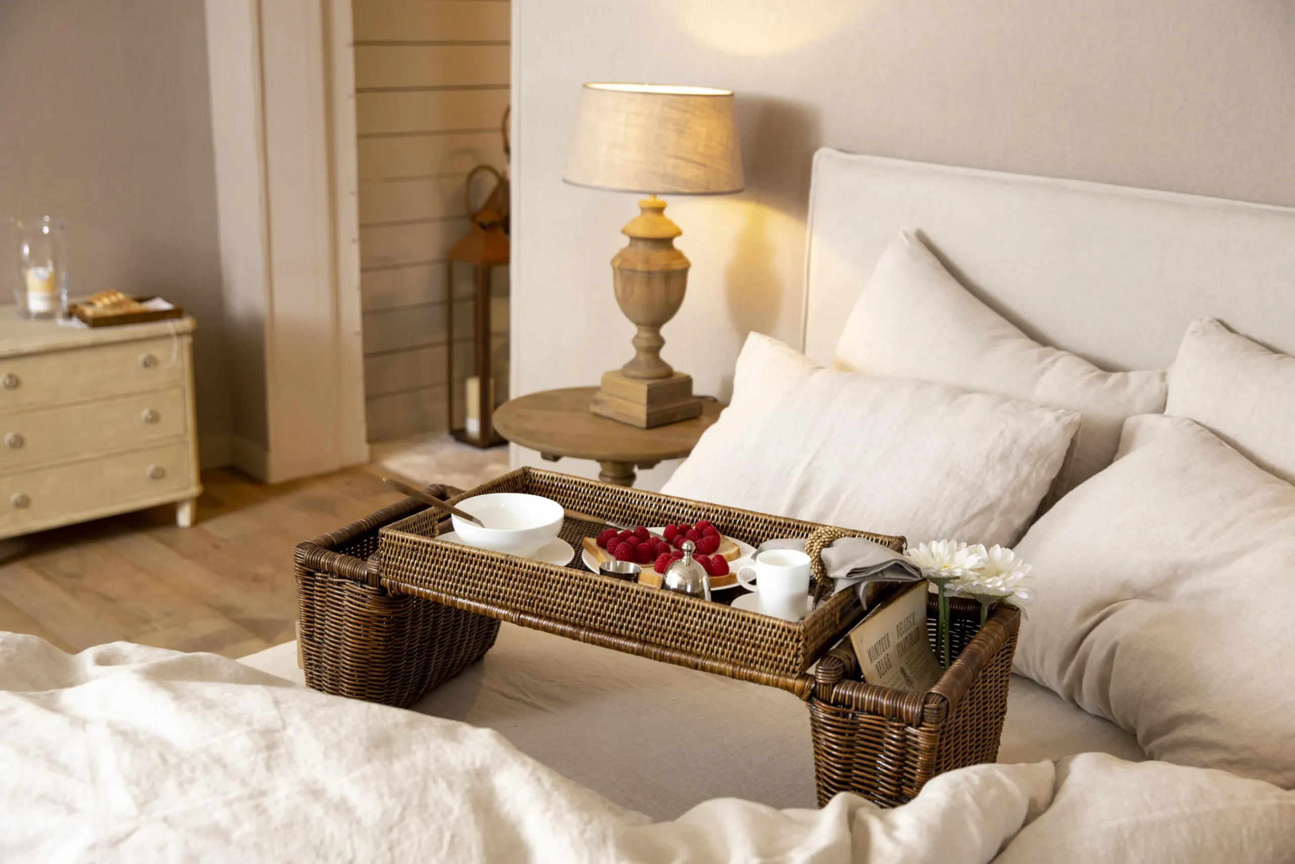 Flamant Togo, Table De Petit Dejeuner, Roseau Sale