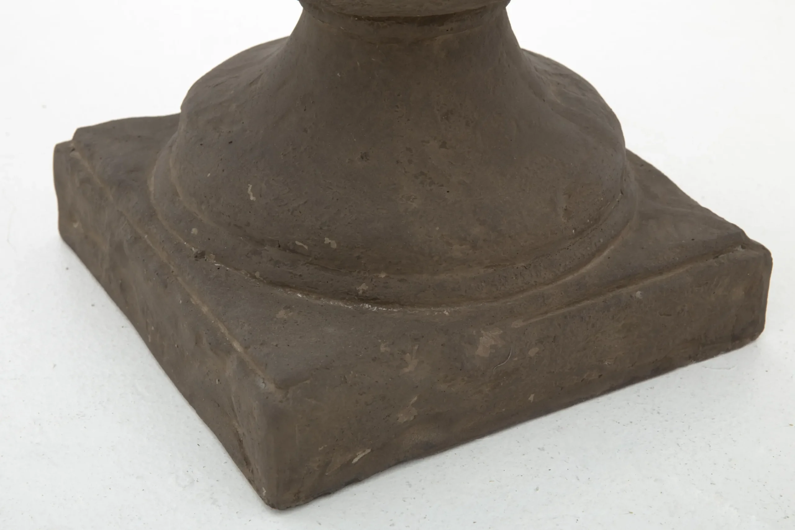 Flamant Zedar, Decoball Sur Pied, Pierre Reconstituee Sur Fibre De Verre, S Hot